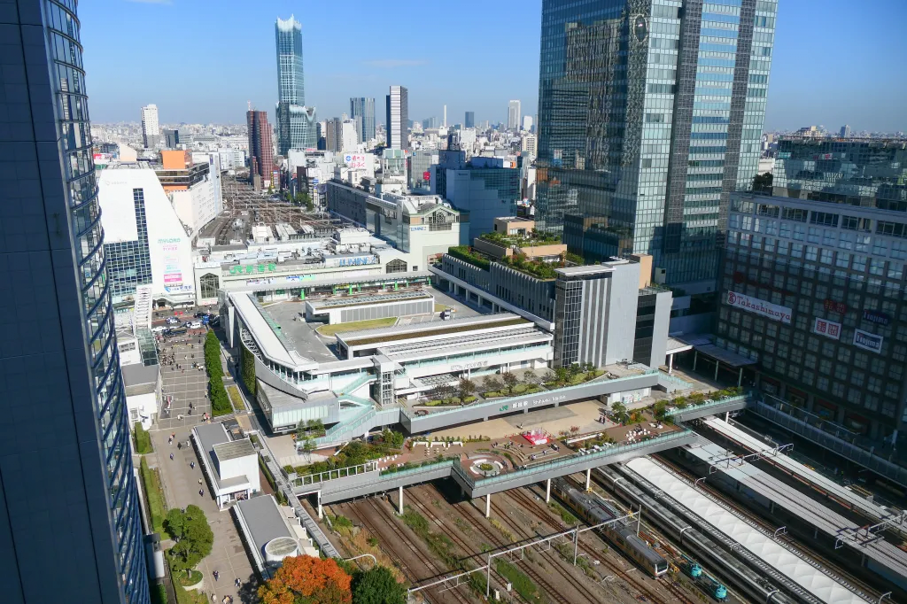 신주쿠역이 왜 그렇게 복잡하냐고요? 이유는 딱 세 가지입니다!