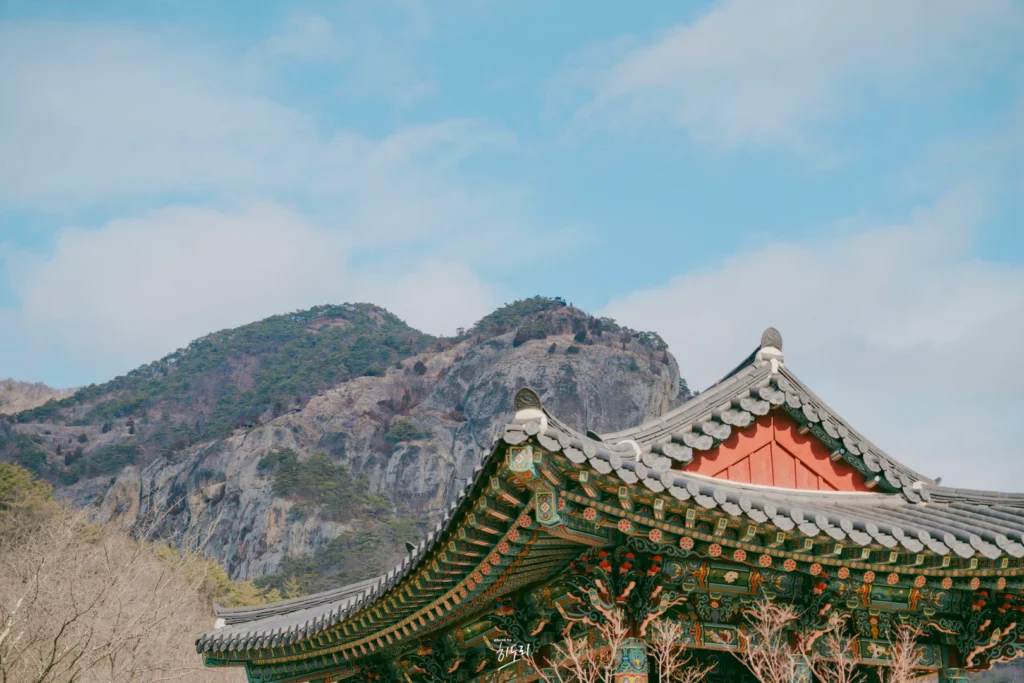 Daejeonsa Temple, Juwangsan – A Temple Framed by Dramatic Rock Cliffs