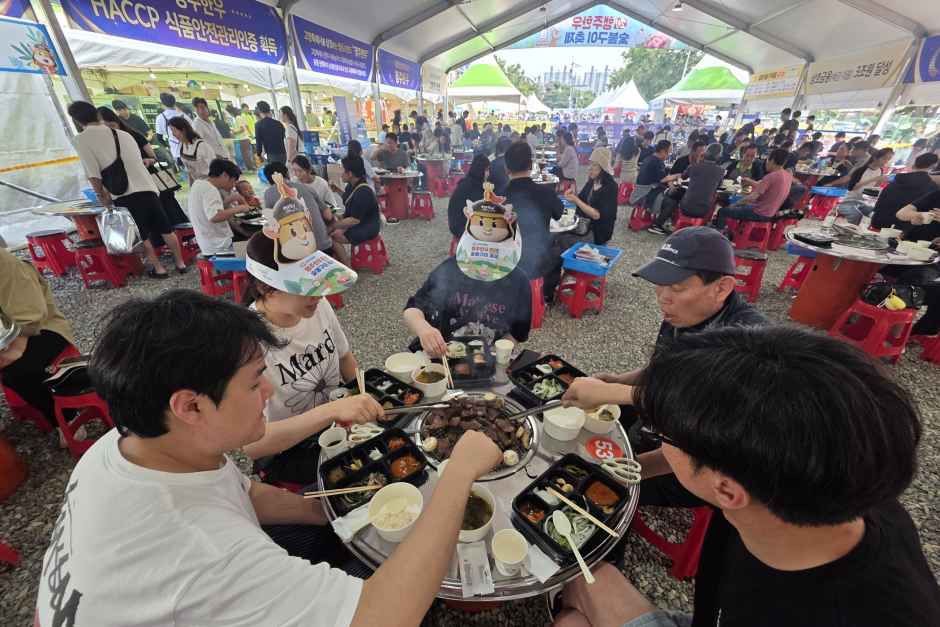 제3회 고양행주한우 숯불구이축제 2026|10월 31일~11월 1일 고양 주교동, 축산물 최대 50% 할인·구이터 입장 마감·주차 제3회 고양행주한우 숯불구이축제 2026|10월 31일~11월 1일 고양 주교동, 축산물 최대 50% 할인·구이터 입장 마감·주차