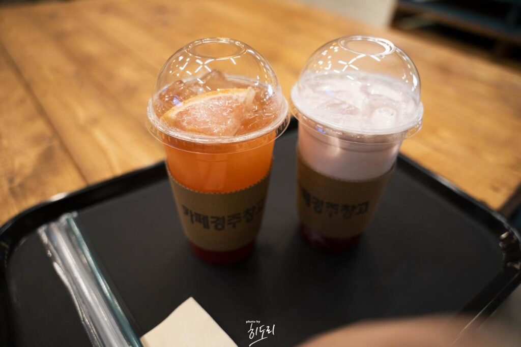 미곡창고(쌀창고)가 카페로 변신? 이색적인 카페 '경주창고' 사진 19