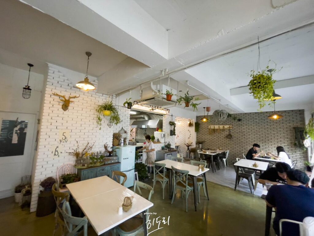 성안동 숨은 맛집! '소소한 행복' ft. 돈까스는 필수로 먹어봐야되는곳! 사진 7