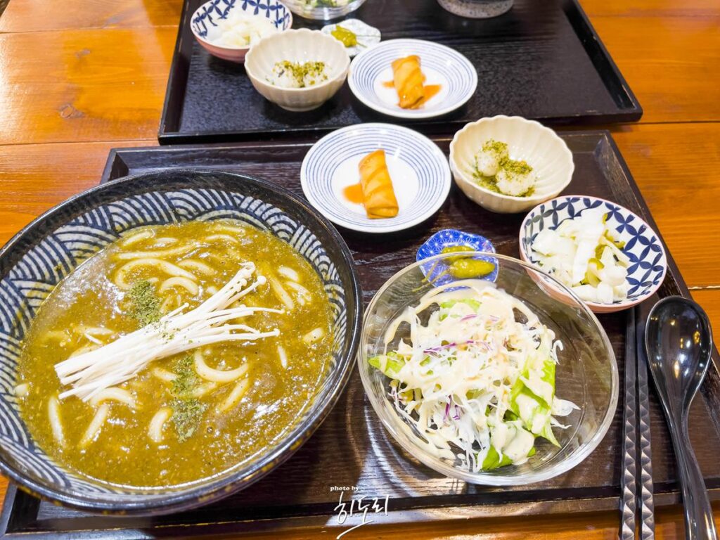 경주에 방문하시면 꼭 드셔야봐야되는 맛집! '우동한그릇집 국물카레우동' 사진 15