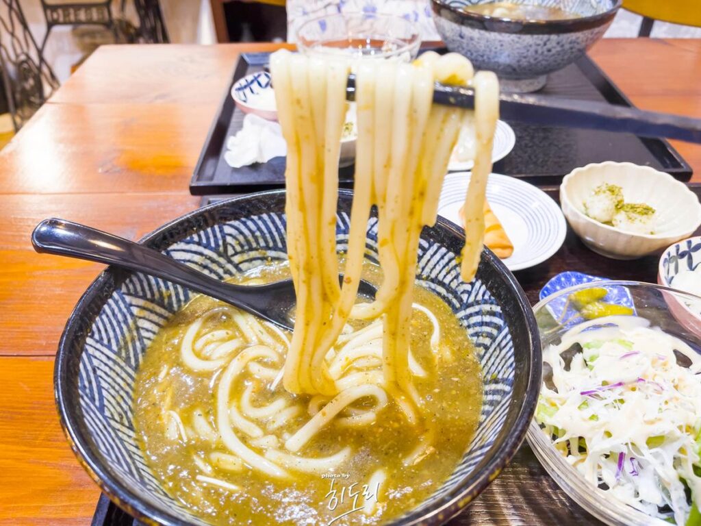 경주에 방문하시면 꼭 드셔야봐야되는 맛집! '우동한그릇집 국물카레우동' 사진 19