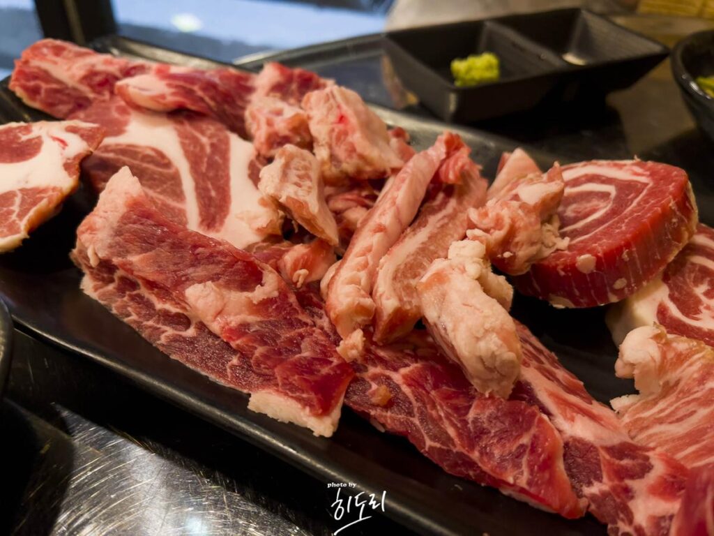 울산 맛있는 고깃집! '동치미' 고기한점 올리고 동치미 하나 올리고 냠냠~ 사진 11