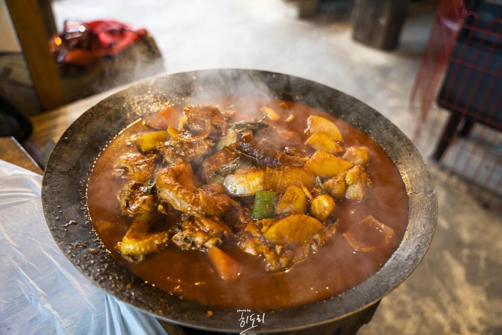 울산 울주 작천정 맛집 - 솥뚜껑 닭도리탕 산다화! 아이들과 방문하기 좋은곳 사진 28