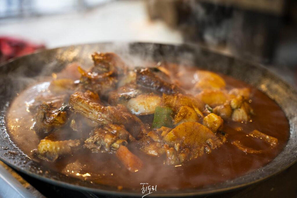 울산 울주 작천정 맛집 - 솥뚜껑 닭도리탕 산다화! 아이들과 방문하기 좋은곳 사진 29