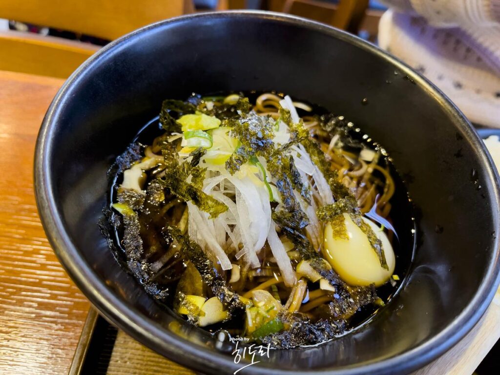 울산 성남동 맛집 - 돈까스 모밀 맛집 메차쿠차 (훨씬 넓은곳으로 이전했어요~) 사진 13