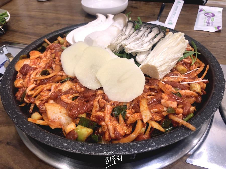 울산 무거동 태화동 맛집 더오리 오리불고기 오리고기전문점 모임장소 가족모임 큰식당 사진 2