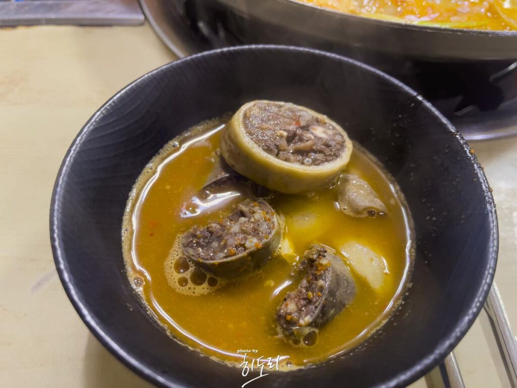 울산 맛집 - 동구에 있는 일미순대! 막창순대와 뜨끈한~ 국물의 조합은 못참지! 사진 9