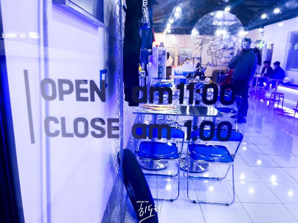 울산에 힙한 바이크 카페가 생겼습니다. '플레이 프랑크 온' 사진 25