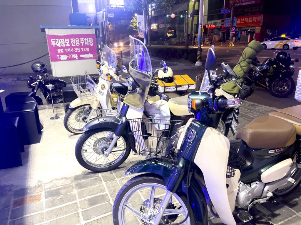 울산에 힙한 바이크 카페가 생겼습니다. '플레이 프랑크 온' 사진 26