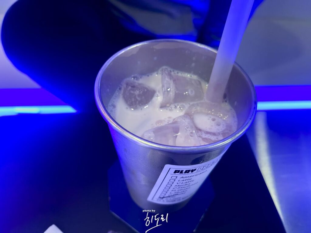 울산에 힙한 바이크 카페가 생겼습니다. '플레이 프랑크 온' 사진 17
