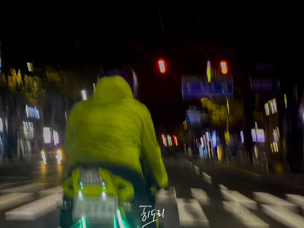 울산에 힙한 바이크 카페가 생겼습니다. '플레이 프랑크 온' 사진 30