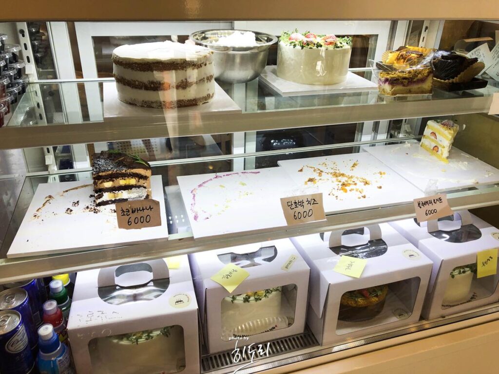 케이크 인생맛집! 울산 송정 디저트카페 '고로치' 홈메이드 단호박치즈케이크 추천 사진 4